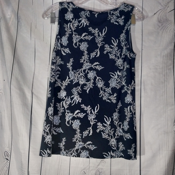 J.Jill Wearever Collection Floral Sleeveless Top - Navy and White - Picture 8 of 12